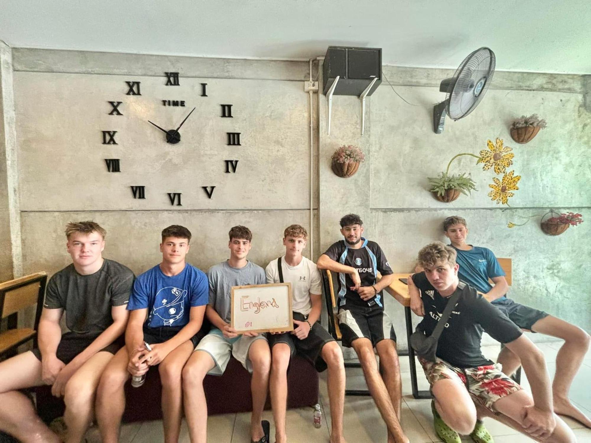 Doze Hostel Чиангмай Экстерьер фото