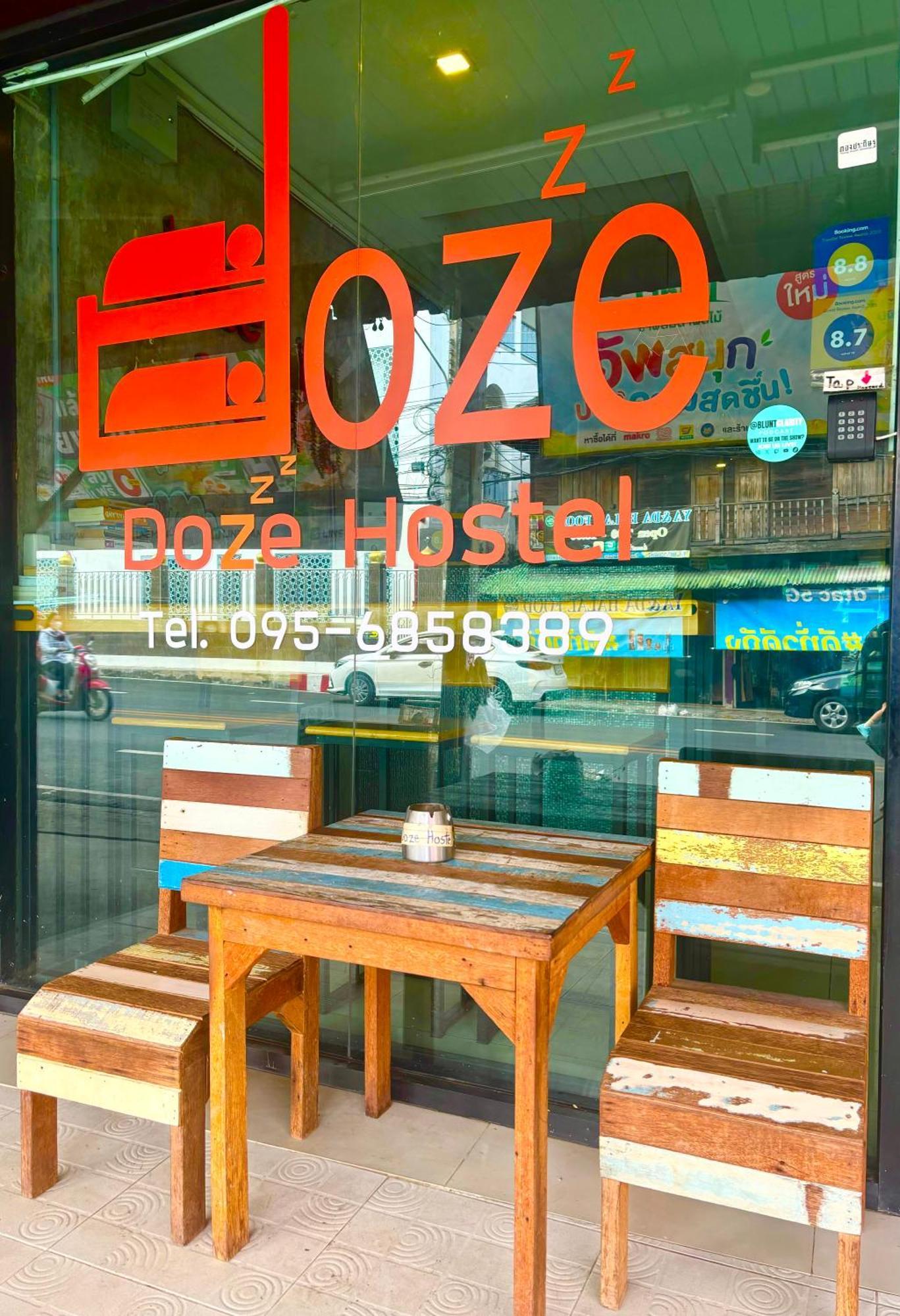 Doze Hostel Чиангмай Экстерьер фото